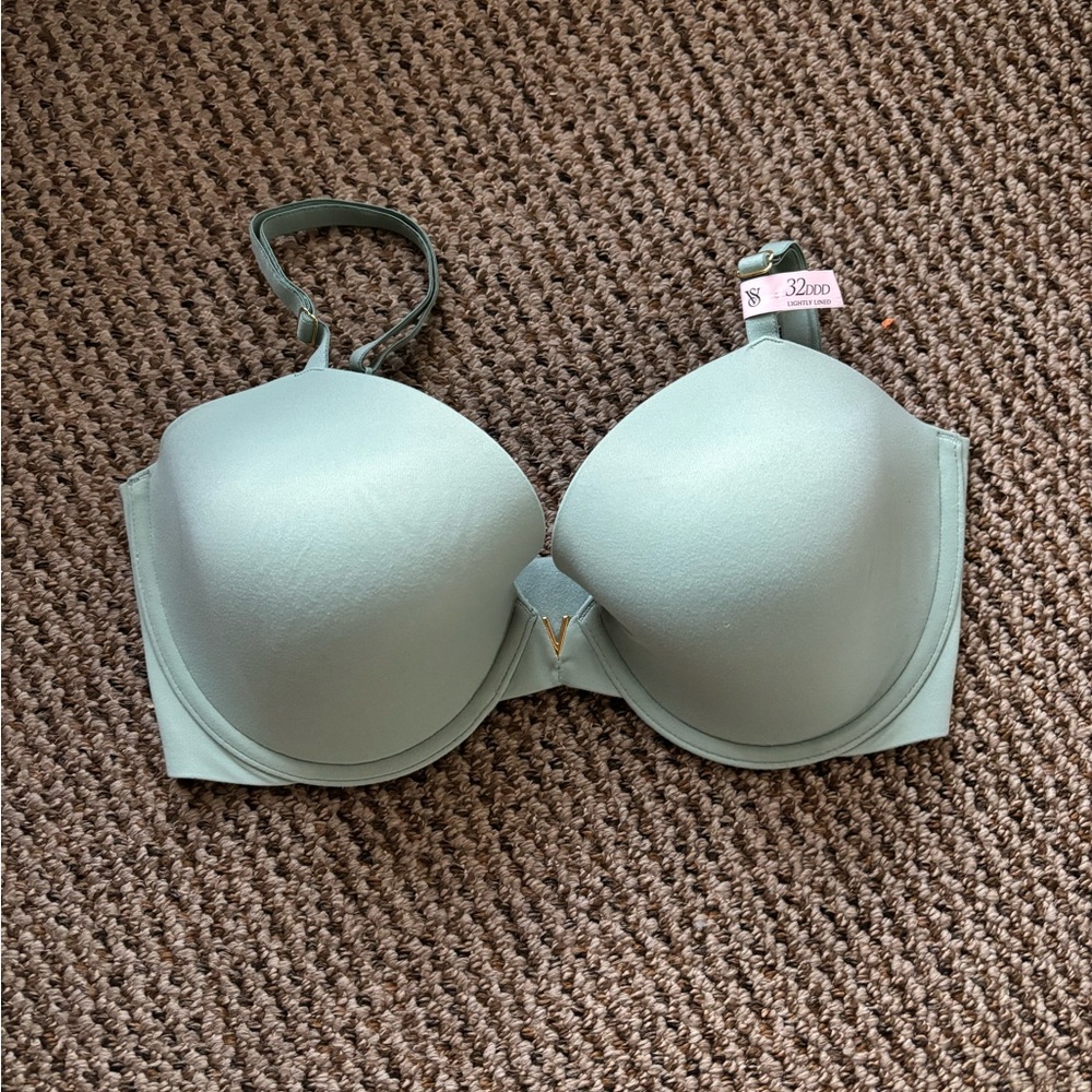 Green VictoriasSecret Bra with Seamless Support